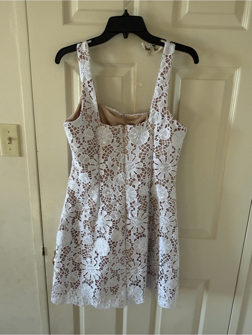 Sleeveless White Floral Crochet Mini Dress